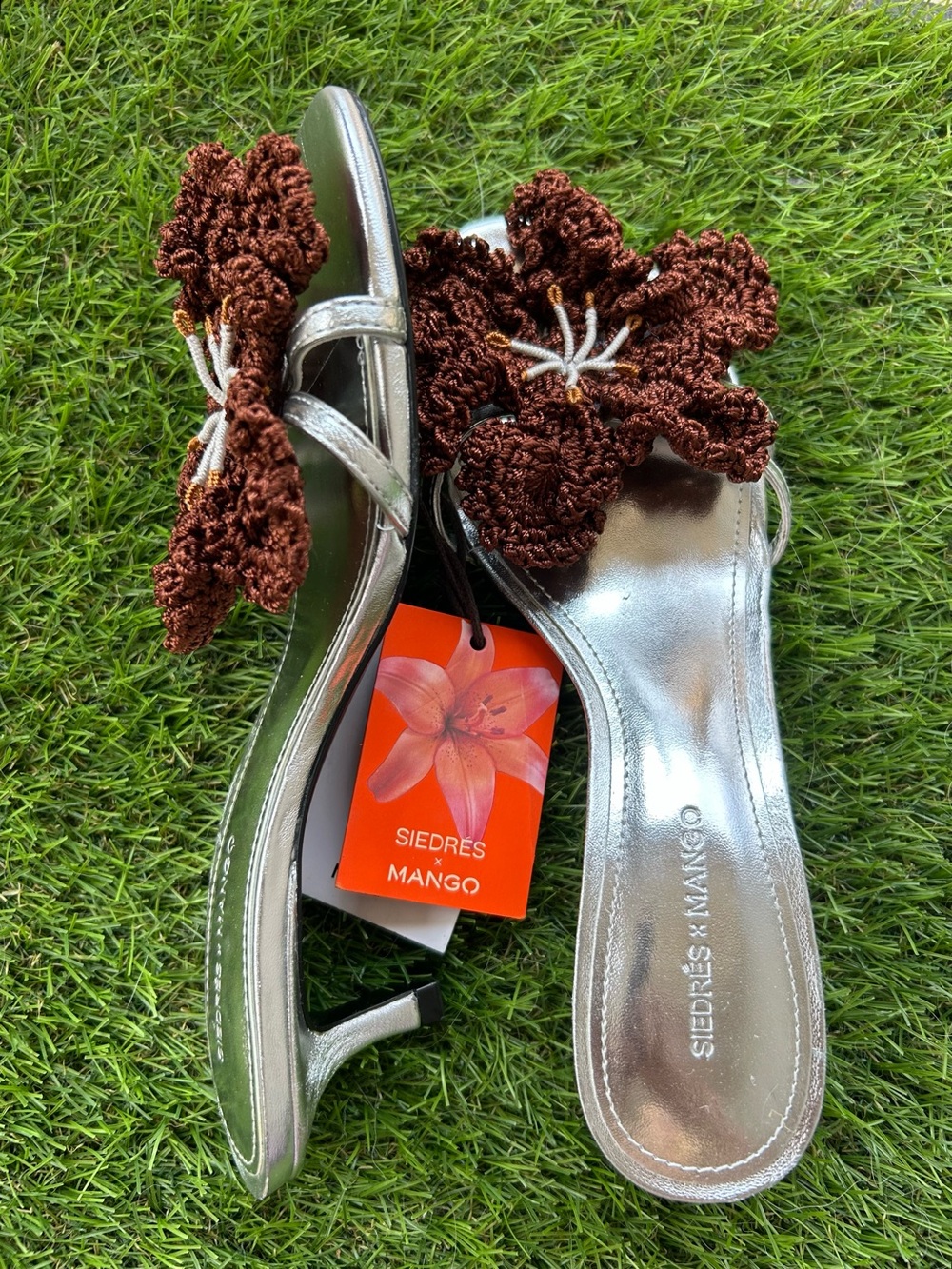 Mango Silver Slides with Brown Crochet Flowers